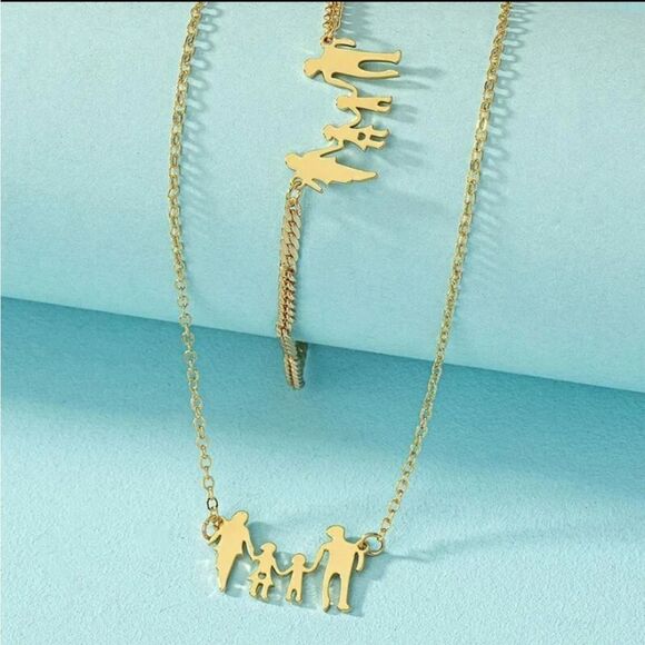 Gold "Family" Pendant Necklace Dad Mom & Children - Picture 3 of 3